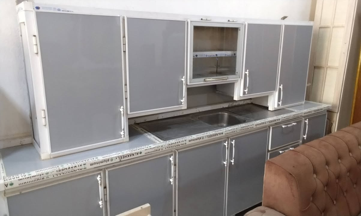 سلام عليكم محل حسين للمستعمل وجديد هلن وسهلان بكم العنوان البوبيات سواق برتقاله البزل المدفون  ***********الي يحب تفضل خاص
