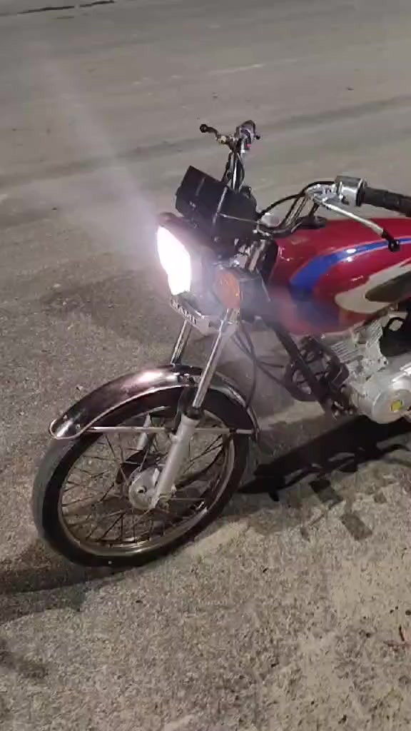 سلام عليكم دراجة موديل 18 اوراق اصولي تعمير عام كلة جديد السعر 650 وبية مجال


**إذا كنت صاحب هذا الإعلان وتريد حذفه لأي سبب، رجاءا أرسل رسالة إلى الدعم الفني**