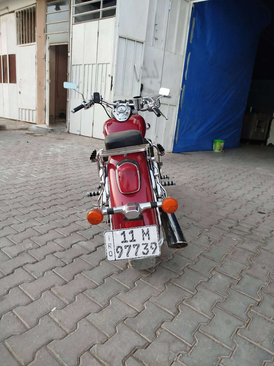 السلام عليكم 
هوندا شادو 750cc رقم بسمي السعر 35 
اموضح التزويد الي عليه 
ماكو داعي احجي وكول مكينه و كير و كهربائيات وكاله 
مكاني كركوك ***********
