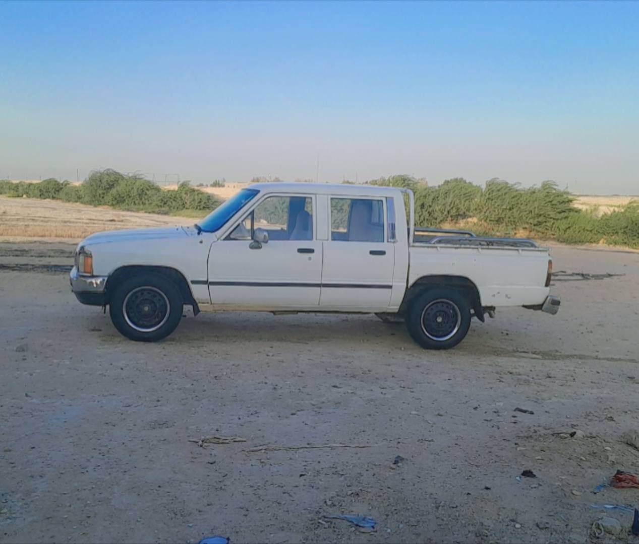 السلام عليكم
بيكم للبيع موديل 86 مكينه وكير ونجي 2000 جدد بيع مستعجل السعر 38 وبيها مجال العنوان البصره الزبير 
رقم الهاتف ***********
