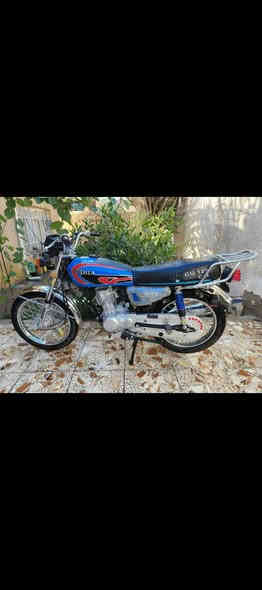 سلام عليكم دراجه للبيع اربعه كير مديل 21 دراجه نضيفه كلش اوراق كامله للستفسار اتصال علئ رقم ***********
