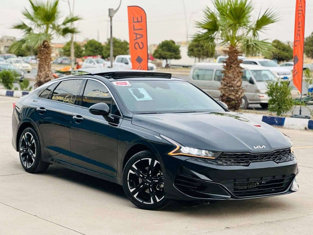 سلام عليكم سيارة K5 جيتي لاين 2023 لون اسود فول مواصفات بنوراما كشنات جلد فول حساسات تخم تايرات جديد ضائة السيارة  LED لايت السيارة زنون مثبت سرعة شاحن لاسلكي للتلفون تبريد جيد جدا حدادة جيدة جدا مكينة 2500 تيربو حادث السيارة بنيد مرجع جامرلخ مصبوغ مكينة +لغود + كير كفالة  سعر السيارة 165 بيهة مجال قليل رقم السيارة اربيل مميز السيارة بأسمي مداور ثاني يوم مكان السيارة ديوانية برج الأمراء للتواصل ***********
