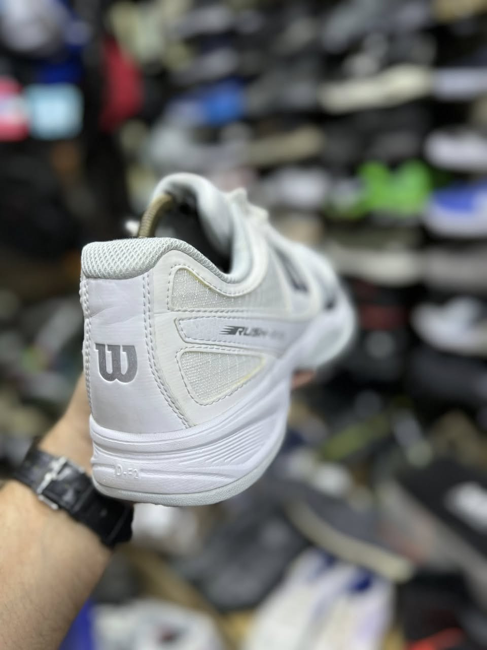 ويلسون اصلي باله
القياس 46وثلثين طول القدم 30سم
للأستفسار واتساب wa.me/9647781522983
توصيل جميع انحاء العراق


**إذا كنت صاحب هذا الإعلان وتريد حذفه لأي سبب، رجاءا أرسل رسالة إلى الدعم الفني**