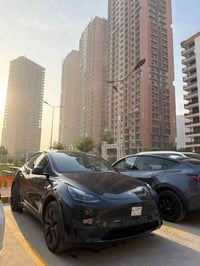 تسلا مودل Y 2025 لونك رينج ( سنكل ماطور) البطاريه المرغوبه  500-550 كي...