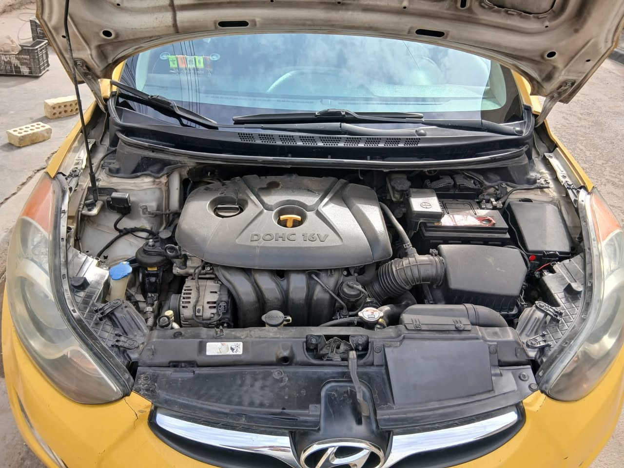 النترا 2013 السعر 105 وبيها مجال
السياره حادثها بين الجاملغ والباب بدون اي دواخل السياره وبيها ملاحضات بلكشر مال جناي ونضيفة ومدوشمة جديد كير ومكينة مكفولات للاستفسار ‭0777 231 8100‬
