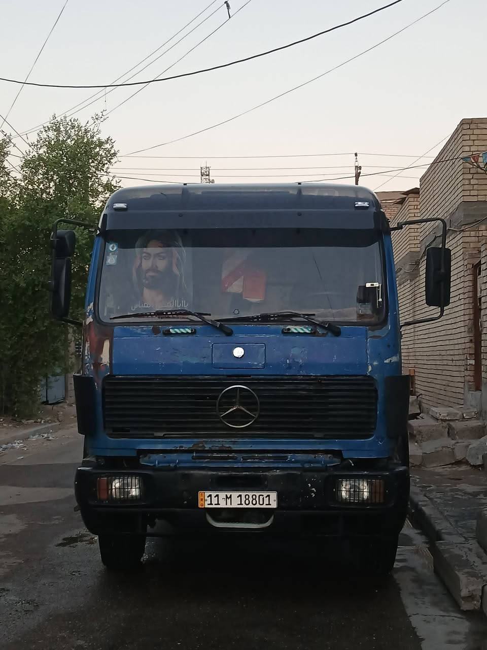 سلام عليكم للبيع البي ٨٨ محرك ٣٥ كير١٦٠ رقم بغداد انكليزي ٢٠٣١  ذات جوانب المكان بغداد السعر 155 وبيه مجال ***********
