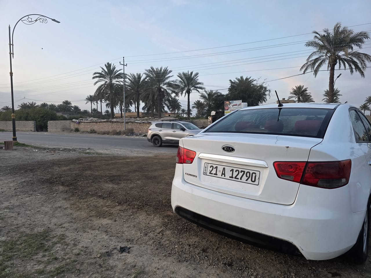 سلام عليكم سيراتو موديل ١١ خليجي مكينة ١٦٠٠ حادثها قطعتين بدون صبغ سعر ٨٥
***********
