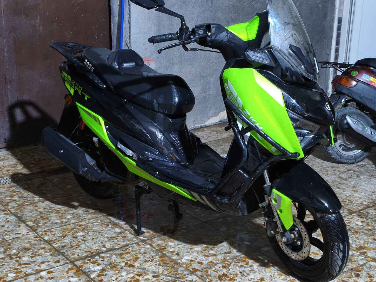 ZKH ياماها سبورت
شاشه ذكية 
سرعه 160 
بلاديه بالكامل 
للاستفسار الاتصال 
***********
