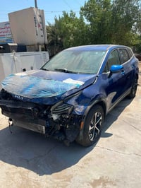 للبيع سبورتج 2025  ابيع على حادثه  مكان السياره البنوك  السعر 175وبيه ...