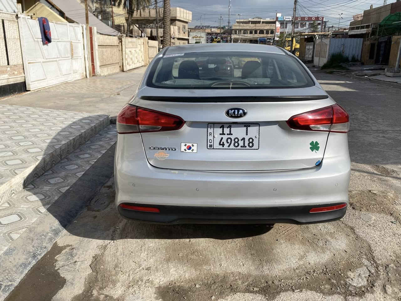 كية سيراتو خليجي ٢٠١٧ رقم بغداد جديد بسمي تحويل ثاني يوم مري شفط كامرة حساس خلفي لد مامي نهاري ماشية ١٣٠ صدر مامي خلفي جديد تايرات تخم جديد سيارة جاهزة مكاني بغداد الغزالية سعر 120 وبيها مجال بسيط ستفسار ***********
