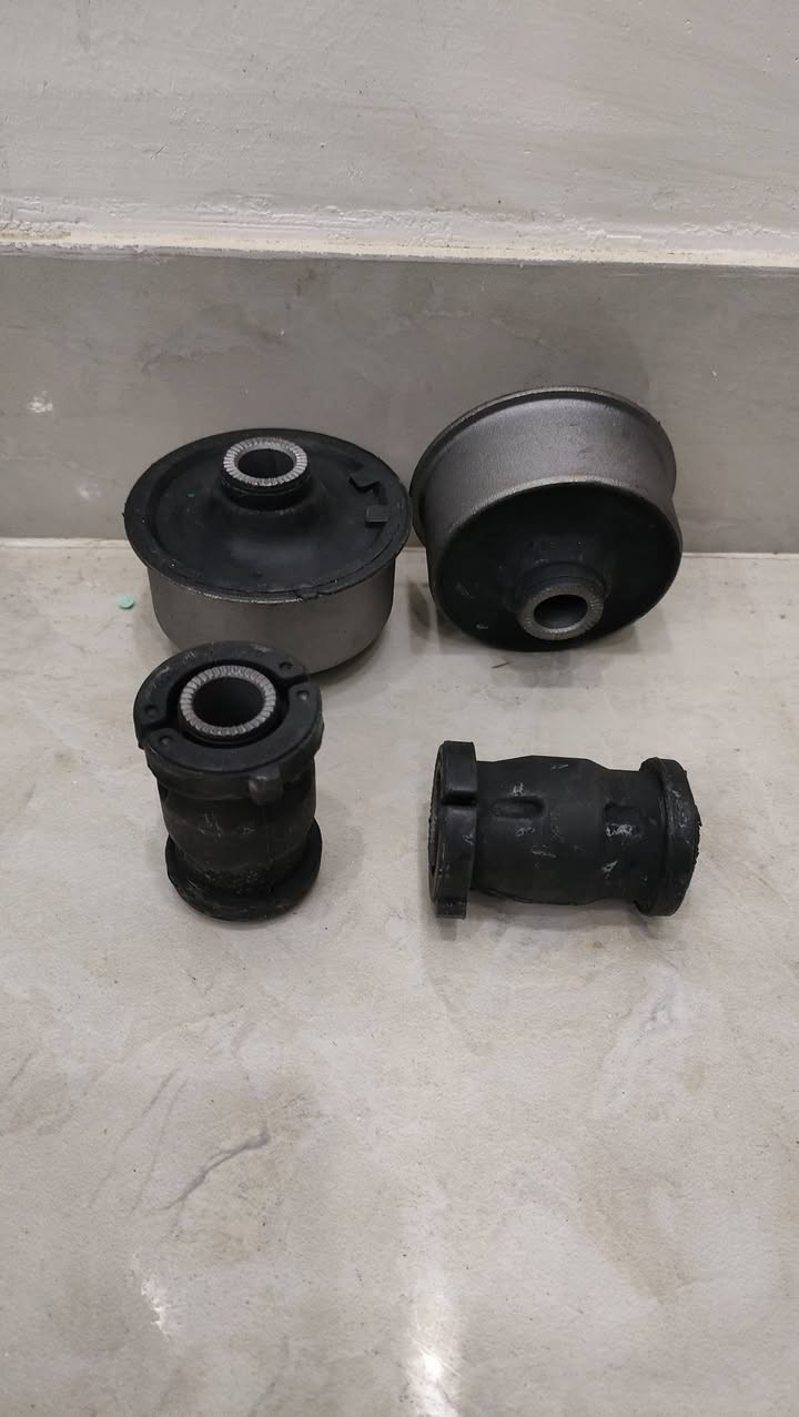 السلام عليكم 
من رخصة الادمن غراض ادوات احتياطية BYD جديد وكالة 
الأسعار والتفاصيل أسفل الصور 
ملاحظة اذا الغراض شلع بيهن مجال
للتواصل فيس بوك او اتصال 
***********
