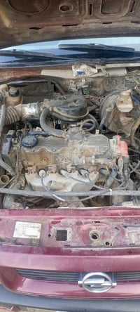 فيكترا موديل 92 ماروني مكينه جديده 1800نضيفه وجاهزة السعر 25وبيها مجال...