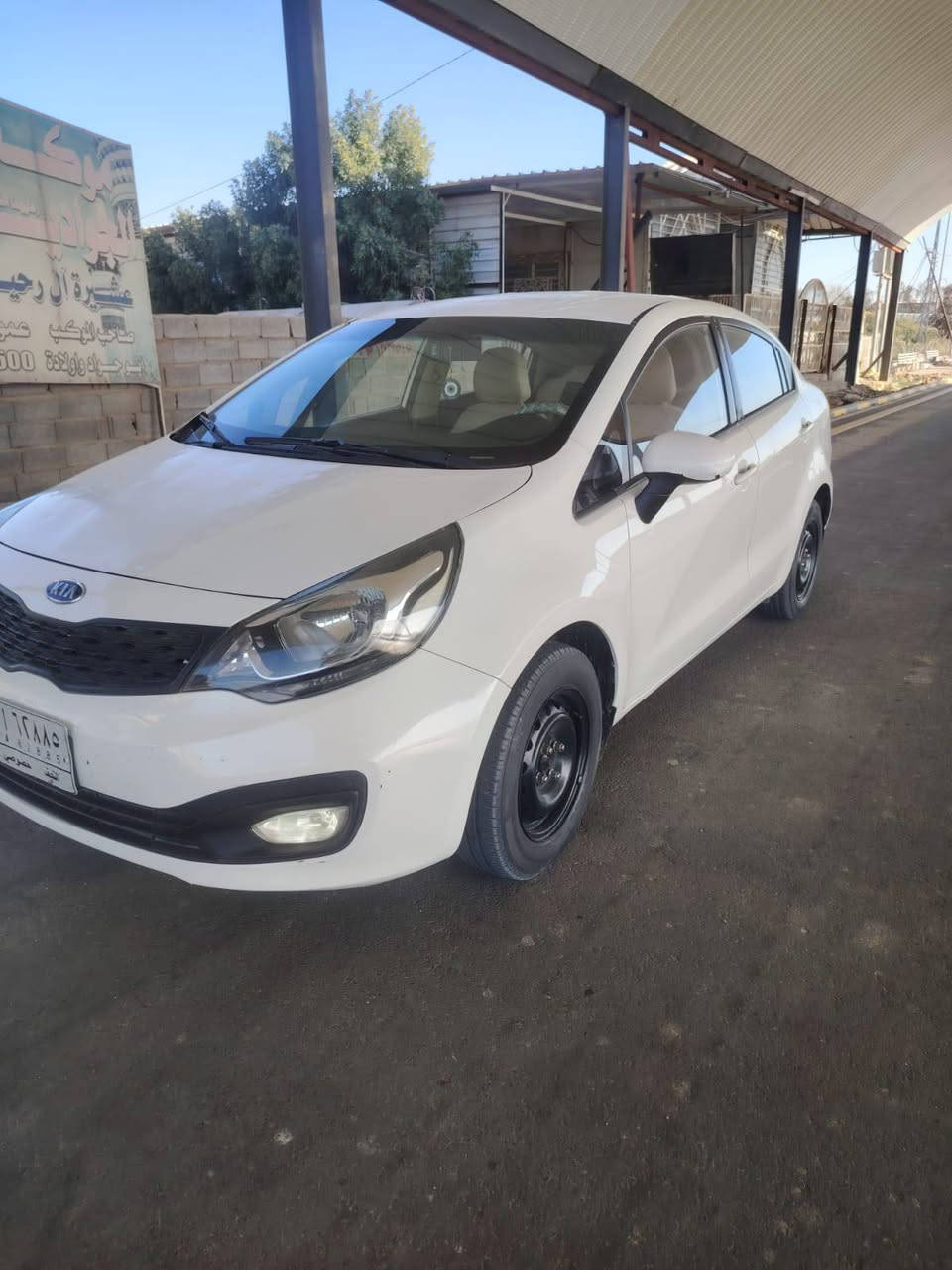 سلام عليكم
للبيع او مراوس  كيا ريو موديل 2015خليجي 1600رقم نجف تحويل ثاني يوم  كفاله عامه السياره عدا الحالوب 
مكينه كير حداديه تخم تاير تبريد تدفئه كله جديد   بيها فقط حالوب قليل  السعر 84ورقه قفل  مكاني ديوانية قضاء الشامية الاستفسار ***********
