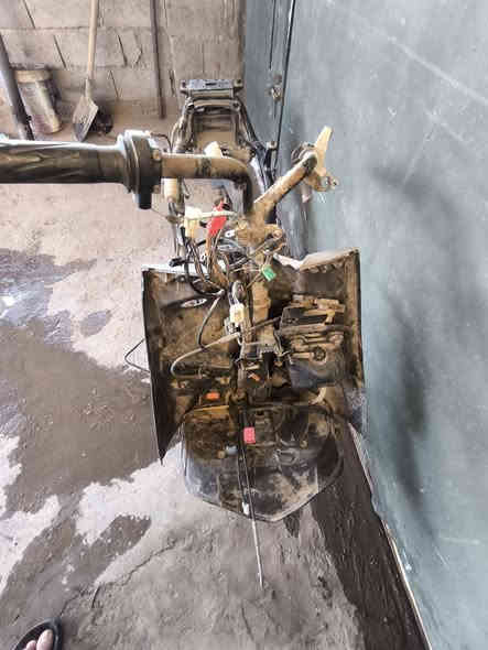 سلام عليكم
شاصي سكنس فحل نوزل كامل هو والضفيره والتانكي وعبوه فيت بم شغاله ضفيره كامله ولا بيه جطل وعقل مالته موجود سعره ب75  

مكاني بغداد الحريه متواجد خاص *********** رقم بي واتساب
