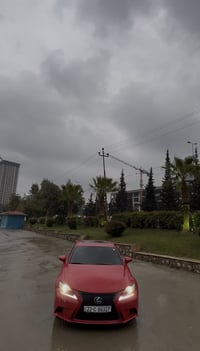 IS200 ٢٠١٦ • داخل ابيض • سلايد