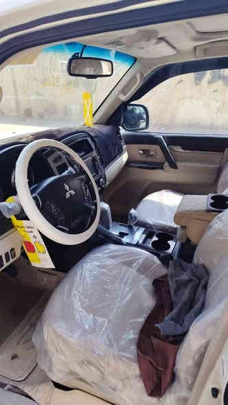 سلام عليكم بايجيرو كلش نظيفه كلها بلاديه  موديل 2016 مواصفات فتحه دمام بعد بيها مواصفات  2521303509 3500 رقم اربيل السياره باسمنا  بيها بارد مؤشر عليها السعر 163 مكان السياره بغداد مدينه الصدر ***********
