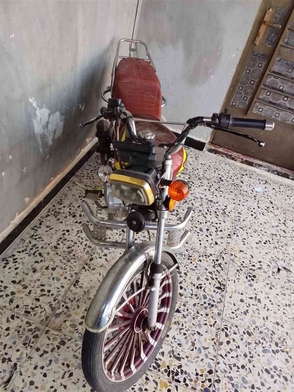 سلام عليكم دراجه سونك 2024 اوراق ثبوتيه كلها موجوده سعر 650 بيها مجال شي بسيط لمو شراي
 لا يتعبني  عنون بغداد المدائن الورديه *********** مابيه واتساب فقط اتصال
