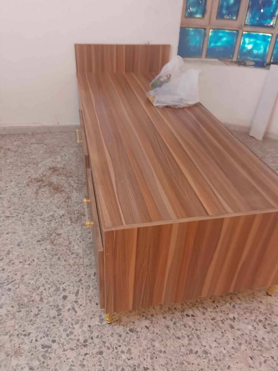 جربايه سوايه ثقيله كلش مقوايه بجسور تحت السقف قياس 80*200 سعر 185 الواحده عدد 2 سعرهن 350 توصيل موجود جميع مناطق البصره حجز وتساب *********** البصرة, العراق

