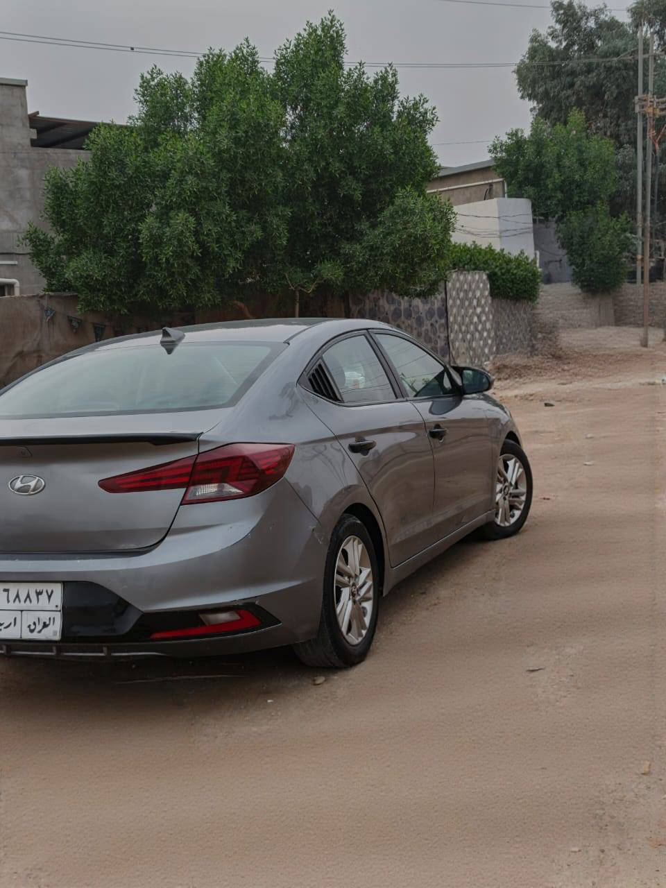 النترا للبيع موديل 2019 وارد امريكي حادث قبق الجنطه والباب خلفي العبري مبدل والباقي مابيها شي مكان السياره النجف سنويه 2026 للاستفسار 
***********
***********
