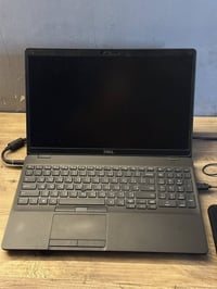 ديل لاتيتود 5501 • i7 الجيل ٩ • SSD ٢٥٦جيجا