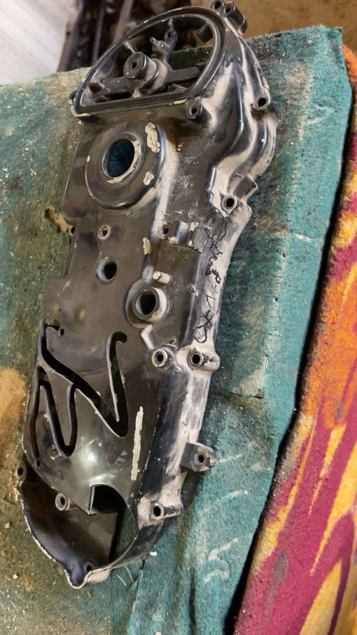 شيال هايبر اصلي وقبق هندر اصلي مال حاويه بعدهن بترابهن. 
توصيل موجود


**إذا كنت صاحب هذا الإعلان وتريد حذفه لأي سبب، رجاءا أرسل رسالة إلى الدعم الفني**