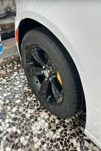 ويل ١٨ • تاير ٢٤ • مكفول