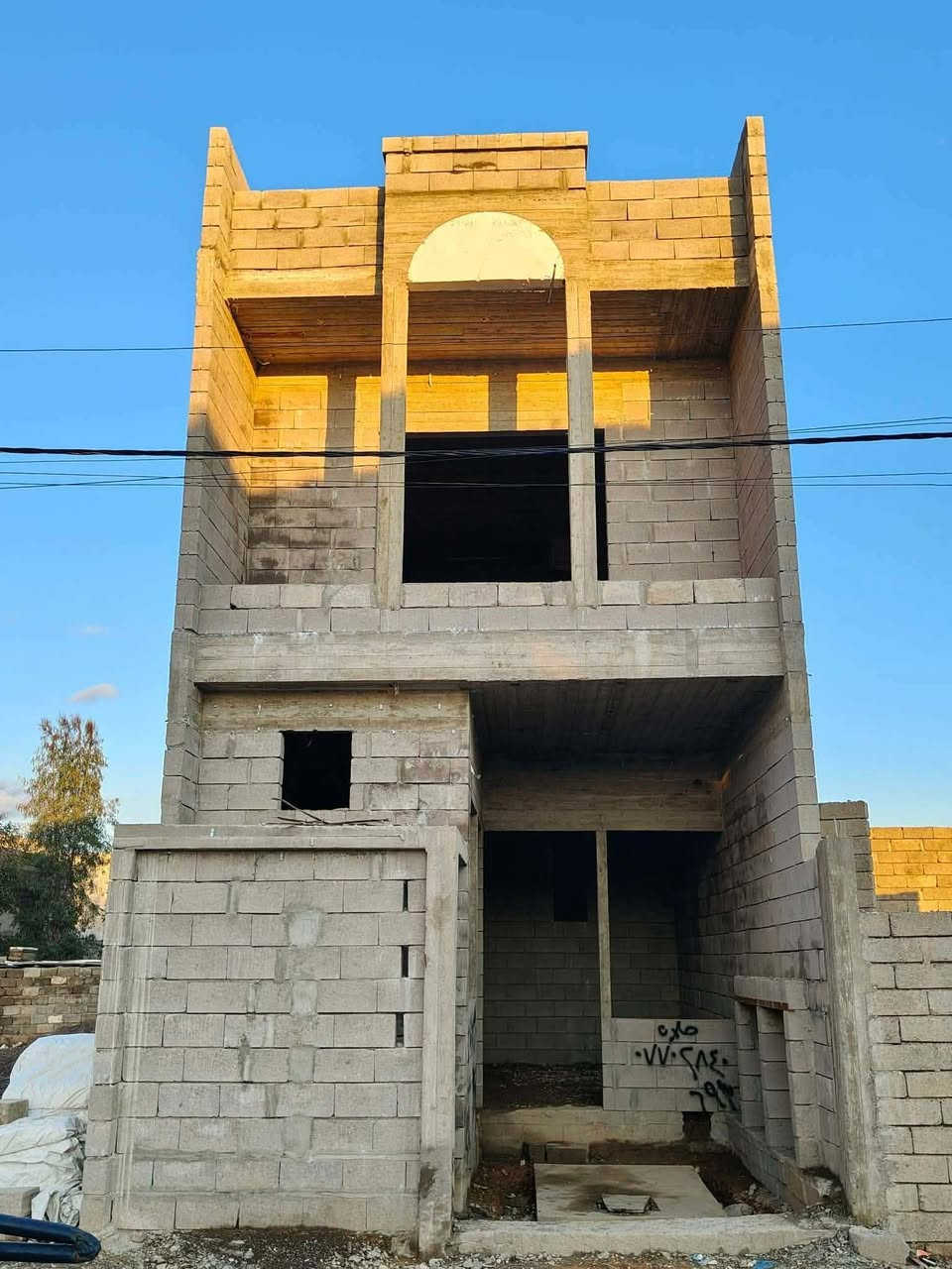 هيكل لبيع بلقوسيات سند زراعي اوراقه كامله شرط خدمات كامله قرب المدرسه الصينيه لستفسار اكثر التصال علا الرقم ‏‪0770 901 9986‬‏
