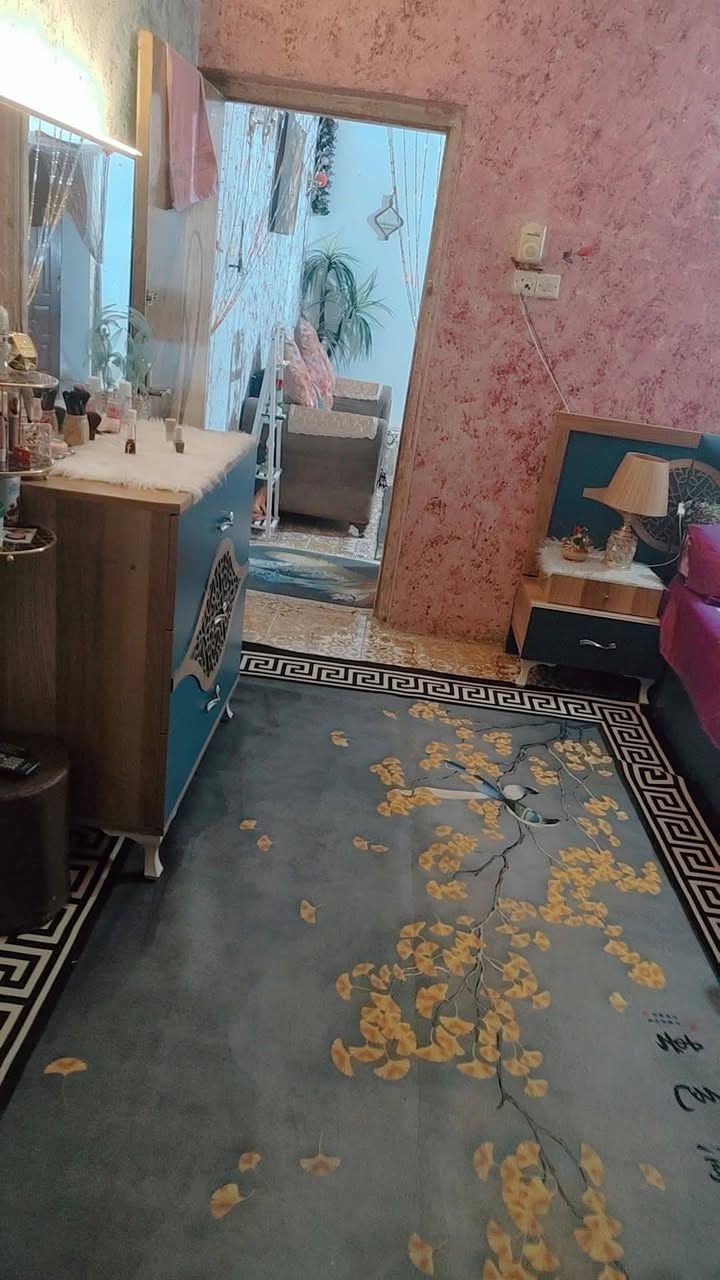 بيت للبيع مساحه 120واقع حال بسند100النزال20الواجه6 وبي  ستفسار هذا الرقم  *********** بيت ثلاث طوابق  ابو دشير خلف مركز
