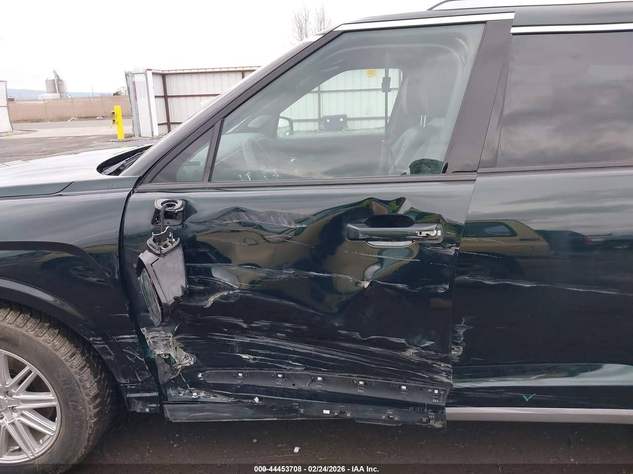 🚨 تنويه مهم
هذه السيارة معروضة في المزاد الأمريكي 🇺🇸
والمزايدة والشراء تتم عن طريق مكتب الباخرة للمزادات 🇮🇶

───────────────
🚗 (هايبرد) نوع السيارة:2026 HYUNDAI PALISADE HEV CALLIGRAPHY
📅 تاريخ المزاد:الاثنين 23-03-2026
💰السعر:385 ورقة         
📊 الممشى:1659 ميل فعلي
🛠️ المحرك: 4 سلندر / 2.5 لتر
───────────────

🔥 مجاناً مجاناً مجاناً
📄 تقرير كارفاكس مجاني بدون أي مقابل
───────────────

🚗 سحب السيارة خلال 24 ساعة من وقت التسديد
💸 حسابات مخفّضة وعمولات أقل من السوق
───────────────

🚢 الشحن متوفر من:
🇺🇸 🇨🇦 جميع الولايات الأمريكية والكندية
➡️ شحن مباشر إلى العراق
➡️ العقبة – جبل علي – ميرسين
───────────────

🛃 تخليص كمركي كامل من ميناء أم قصر
🏔️ تخليص كمركي إلى إقليم كردستان
🇯🇴 شحن مباشر إلى عمّان (العقبة)
🇹🇷 شحن إلى ميناء ميرسين – تركيا
───────────────

🏢 فروع الشركة:
📍 الفرع الأول: بغداد – السيدية – الإعلام
📍 الفرع الثاني: الإمارات العربية المتحدة – الشارقة – الصناعية 4
───────────────

👥 مجموعة البيع والشراء:
https://www.facebook.com/share/g/17pXXBgeeU/?mibextid=wwXIfr

───────────────

🎵 TikTok:
https://www.tiktok.com/@al_bakhera?t=8qGOLioZlVE&_r=1

───────────────

📞 للاستفسار والتواصل:
+9647739115599


**إذا كنت صاحب هذا الإعلان وتريد حذفه لأي سبب، رجاءا أرسل رسالة إلى الدعم الفني**