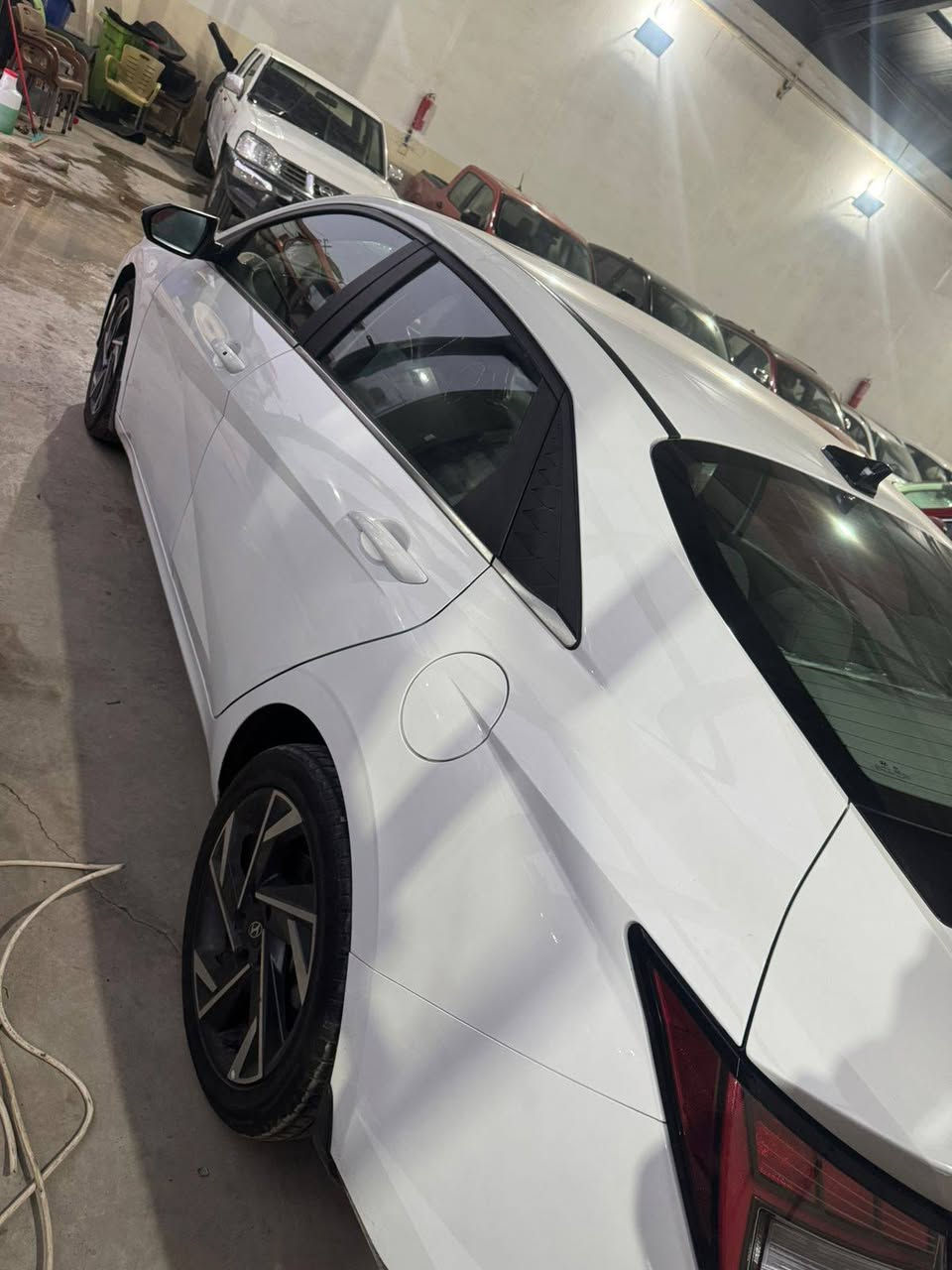 النترة موديل 2024 السيارة هايربد الضرر وجامرلغ سايق وباب سايق تبديل نفس الون العنوان ديالئ بعقوبة حي المعلمين السعر (155$)وبيها مجال رقم الهاتف ***********
