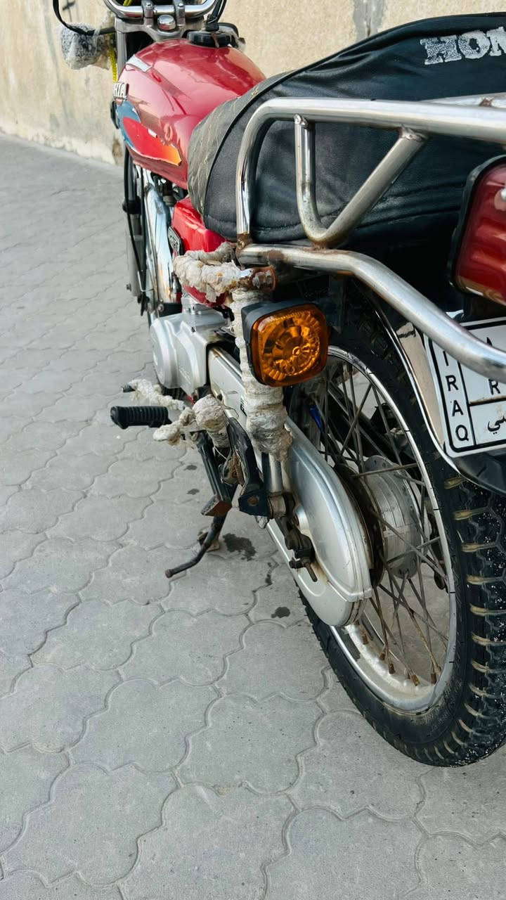 سلام عليكم شباب دراجه يراني البيع دراجه حلوه خير من الله دراجه اوراق (اصولي)دراجه خير من الله دراجه اوراق مو كلك دراجه نغره نغره عنوان بصره زبير مربد قديم تواصل***********
