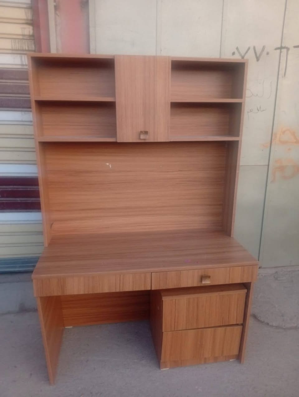 مبرده كنفيره نظيفه  حجم وسط شغاله وجاهزه وعلى الفحص السعر 150.
شاشه بلازمه حجم 65 فول مواصفات فوركي فول سمارت سلم  . دبل ريمون. ريمونت ماوس جديد ماسمتعمل بلكروتون 
 السعر 380  وبيه مجال 
ميز دراسه ويصير مكتبي خشب صاج نظيفوجاهز السعر 70
سيت طبلات جديد بلكروتون وبي هواي الوان سعر السيت 25 المكان نجف حي العسكري كبل شارع السبسيس قرب السوق المحضر للستفسار *********** واتساب
