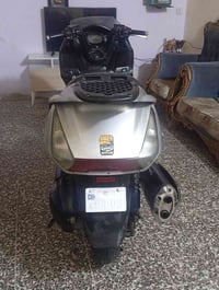 دراجه سلفر وينج للبيع متواجد على الرقم 07706544363