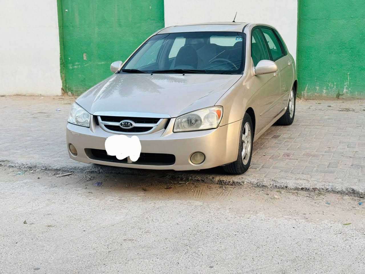 للبيع كيا سبكترا موديل ٢٠٠٦ بيها صبغ حزام بدون دواخل مكفوله شواصي وتكم مكفوله مكينا وكير مكفوله رقم بابل تحويل مباشر مكان السيارة كربلاء  السعر ٦٤ وبيها مجال قليل ستفسار تصال  ***********
