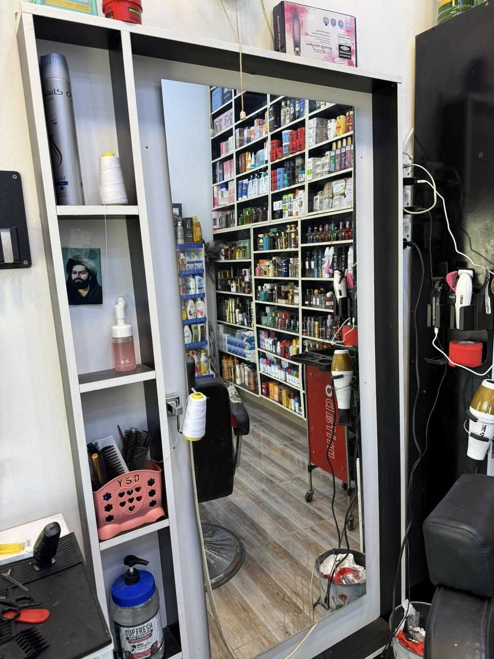 ميز مرايه عدد2 اللبيع سعر القطعه 50 الف قفله نظيفات كلش 
مكاني بصره ابي الخصيب ***********
