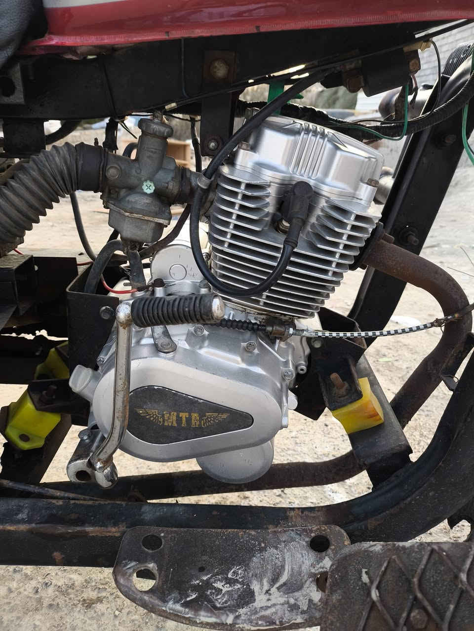 سلام عليكم ستوتا للبيع ادوات مكفولا عشارين  ستوتا حلوا ماناقصا شي المكان قضاء الهوير سعر 700 وبيه مجال انه مكلف بنشر اي اسفسار دك علا صاحبا هاذ رقما  واساب مابي  ‏‪0770 327 6268
