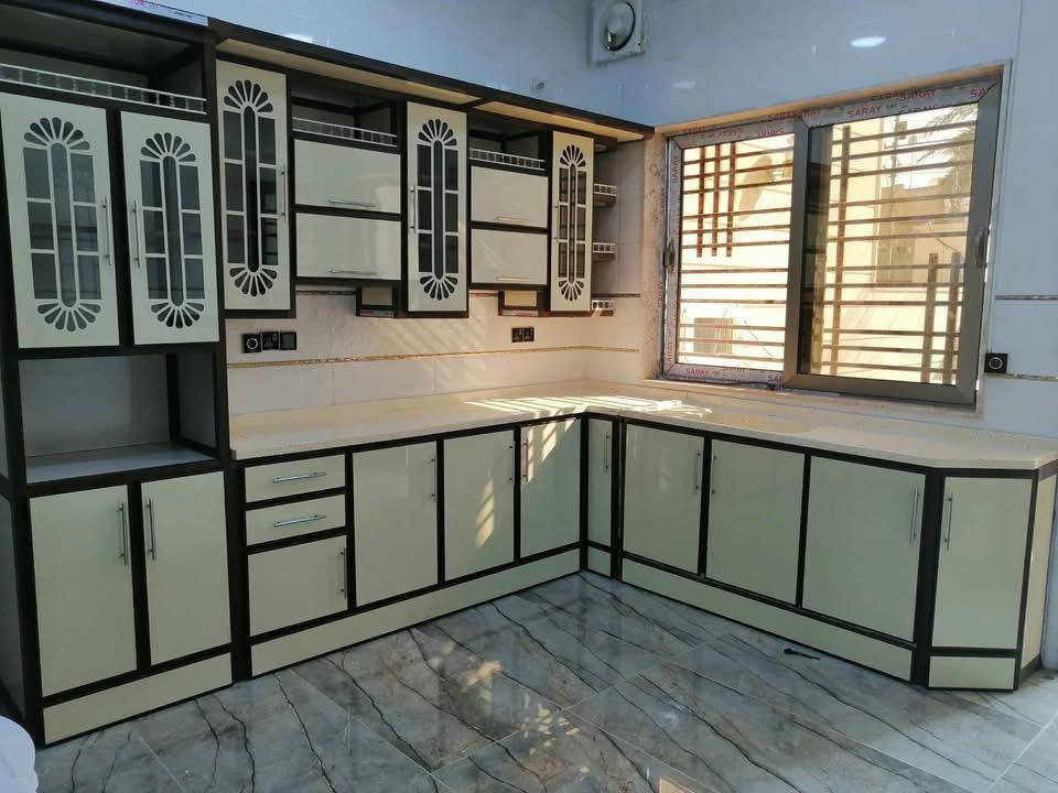 أقوى العروض على الألمنيوم وPVC! 🔥
🏭 معمل الإبداع الهندسي يقدّم تخفيضات مميزة لفترة محدودة 👌
🚨 شباك سلايت 10 سم – 4 خطوط
💲 60 دولار للمتر مع الزجاج
✅ مانع ذباب
✅ عازل حراري
✅ ضمان 10 سنوات
🚨 سلايت 3 خطوط
💲 56 دولار
🚨 سلايت خطّين
💲 50 دولار مع الزجاج
🚪 باب ألمنيوم مع زجاج
💲 130 دولار شامل التركيب
🚪 باب بلاستك أبيض (PVC)
💰 105,000 دينار عراقي
✅ مسلح بالحديد
🪟 شباك PVC أبيض
💲 35 دولار للمتر مع الزجاج
📍 العنوان:
الموصل – الجانب الأيمن
مدخل الزنجيلي – من جهة البورصة
📞 للحجز والاستفسار:
***********
***********
⏳ الكمية محدودة جدًا
⚡ سارع بالحجز – أول من يحجز يضمن أفضل سعر!
