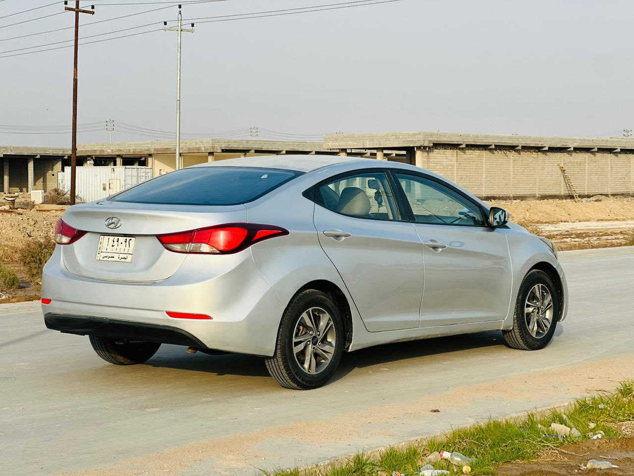 الانتره 2016خليجي 
محرك 1800قطعتين تبريد 
دواخل بيجي اشاير بلمرايه 
شاشه كامره بلاجكتر 
فول تحكم 
جاهزه االاخير بدون نقص تخم تاير جديد حداديه 100‎%‎
بيها رشات صبغ جماليه بسبب جراد ابيع حزام بيع او مراوس 
ب105وبيها مجال بسيط للاستفسار ***********
