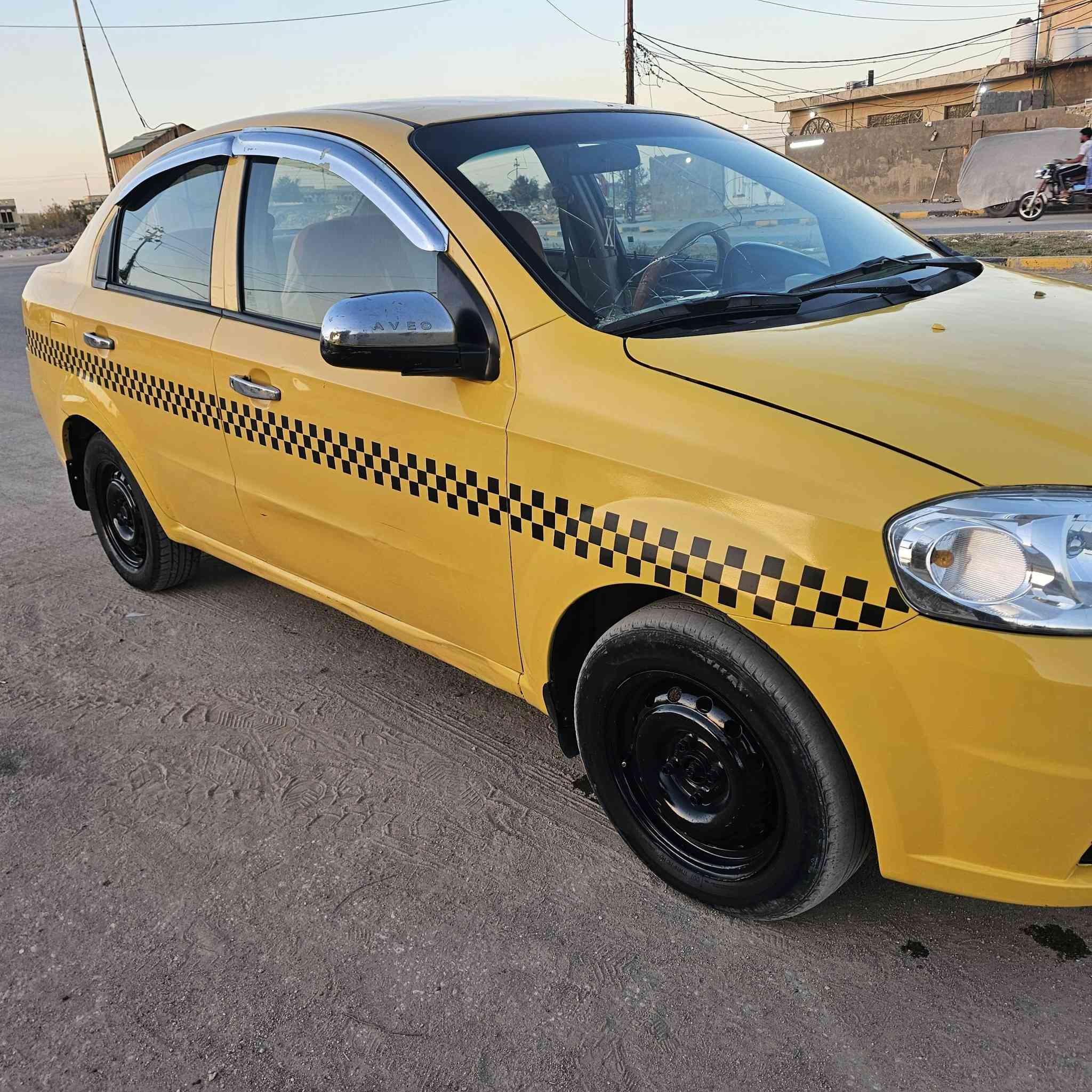 أفيو 2011 خليجي اوتوماتيك محرك مفتوح مكفوله من ظربه وتبديل بيهه صبغات قليله سياره جاهزه كير محرك تبريد حداديه مابيهه نقص السعر 52 وبيهه مجال مكاني النجف للاستفسار ***********
