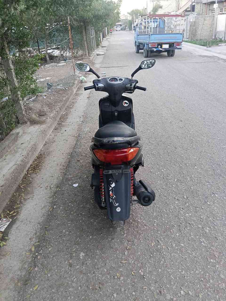 دراجه سكنس ياباني110 نظيفه سلف هندر كهربائيات  كلها شغاله مكينه ناعمه ستان حساس مكاني الشعب سعرها450التليفون ***********
