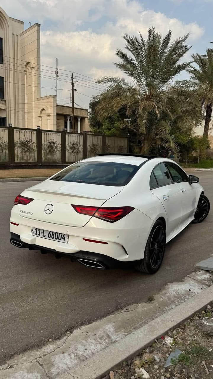 مارسدس  CLA 250
موديل ٢٠٢٣ فول مواصفات
رقم بغداد شبه مميز 
سقف روز رايز 
ماشية ٣٦
صورة الحادث والتقرير مال فحص حديث مرفق مع الصور
السعر ٢٦ الف وبيه مجال 
***********
