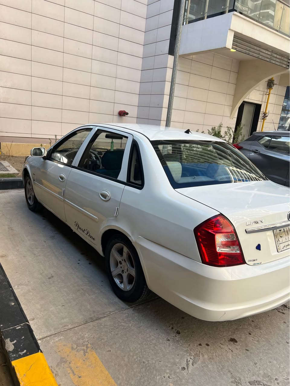 ليفان موديل 11 سياره جديده كلشي متصرف عليهه بيهه صدر جديد خلفي و امامي تبريد شغال كهربائيات كلهه شغاله  مال جناي سياره كبل اسويلك مروري مكاني بغداد سعر 43 وبيهه مجال  ستفسار *********** Colombo, Sri Lanka
