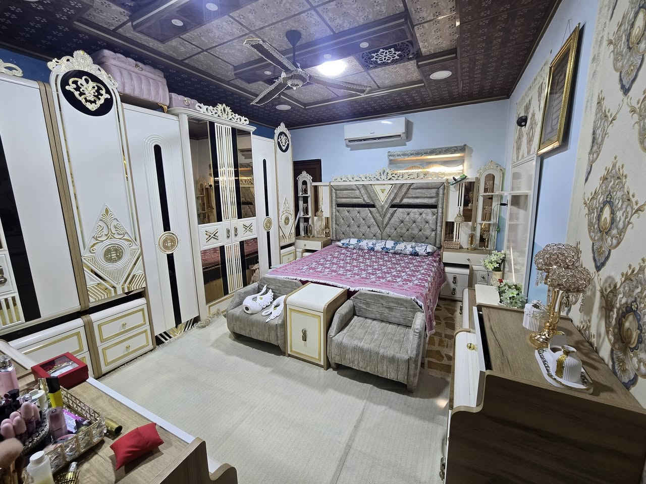 غرفة نوم تركي ١١ قطعة
للاستفسار والتواصل على الواتس ***********
