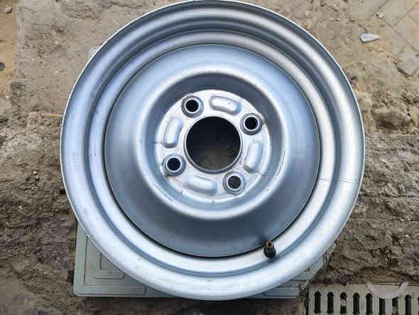 سلام عليكم شباب عدي دمام مستعمل قليل وعدي ويل ستوته السعر خاص والتفسار على هذا الرقم 
***********
