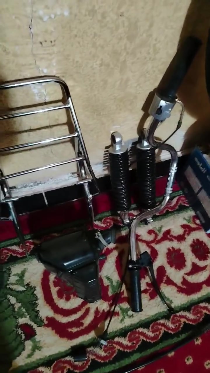 سلام عليكم البيع تعميره ماصالهه هواي من مشدوده بعدهي تخبل نقصهه بس مكينه جيب وشد سعر 200وبيهه مجال بصيط كلش خاص مفتوح الو تصال على الرقم ***********مكاني شطره
