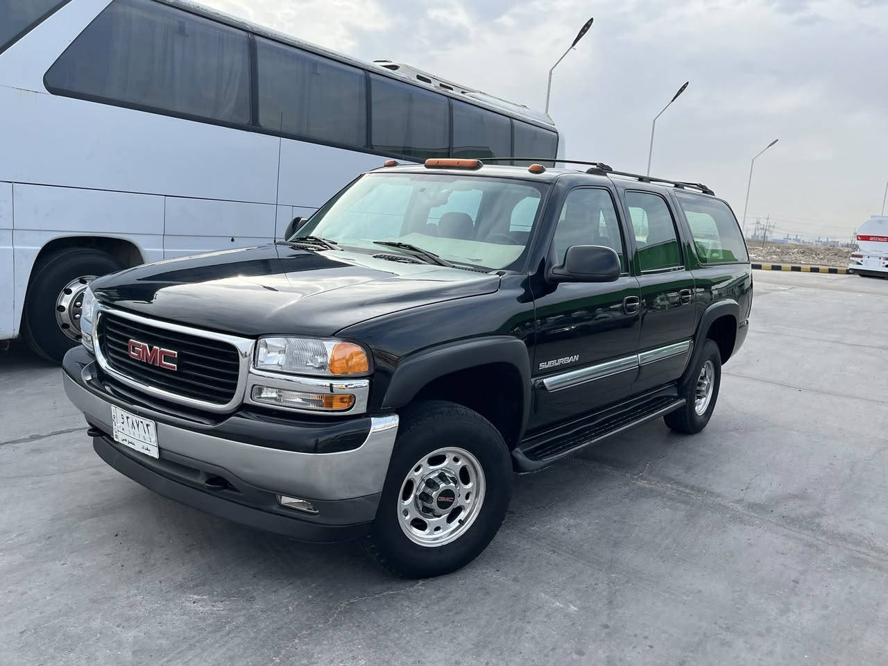 سلام عليكم جمسي مديل 2003 كفاله ضربه وتبديل وعيب شرعي رقم بغداد تحويل ثاني يوم مكينه 6100 كير 1000 تخم تاير حداديه جديده تبريد ثلج السياره جاهزه من كلشي السعر 140 رقم الهاتف *********** العنوان البصره
