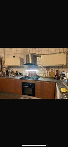 سلام عليكم كاونتر نضيف جدا خشب ام دي أف أمريكي تواصل حاص سعر مناسب ***********
