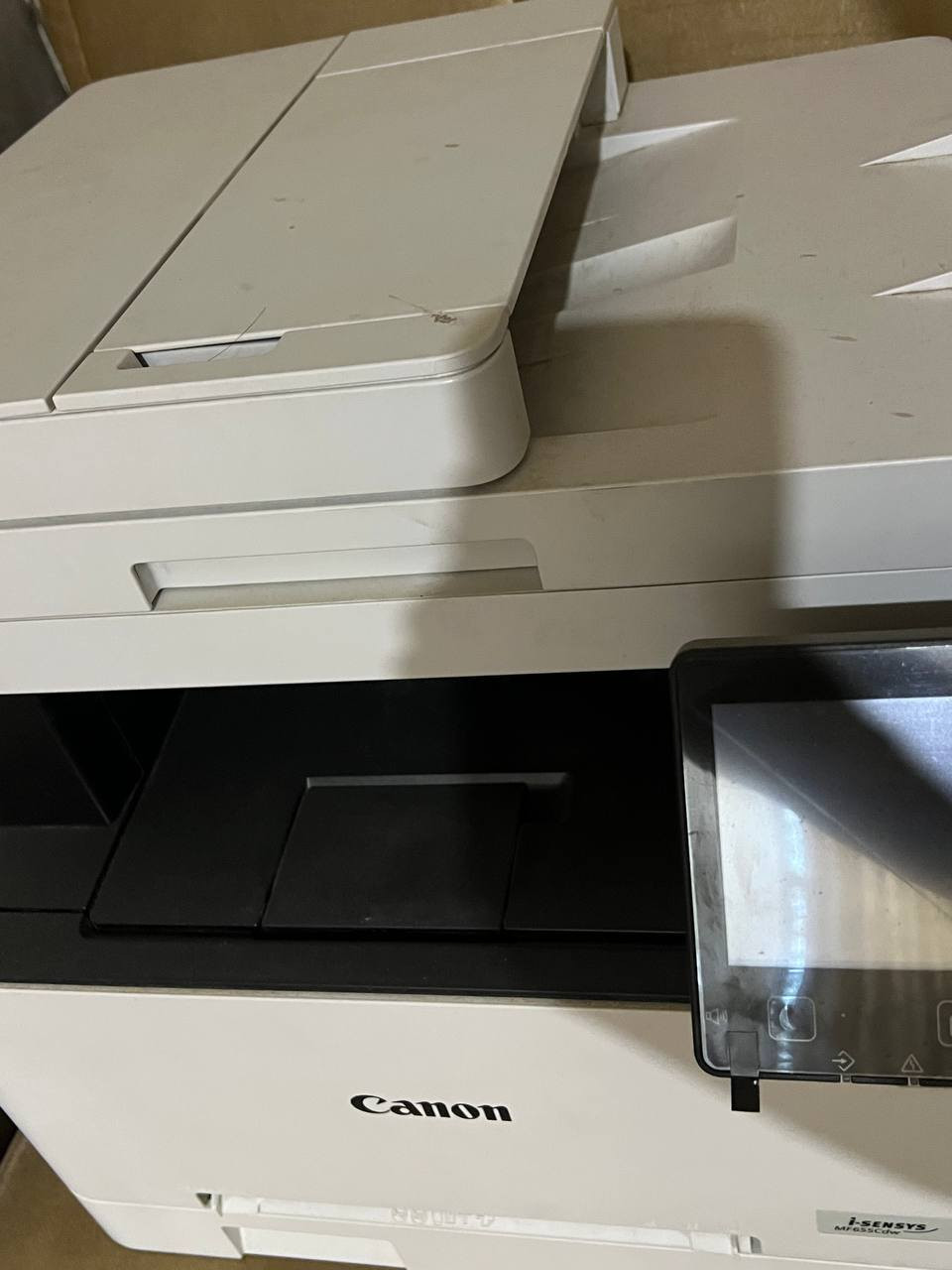 طابعة كانون
Canon i-SENSYS MF655Cdw. 
مستعجل على بيعتها
استعمال شهرين فقط
مابيها اي ضرر او عطل
مكان بغداد بلديات


**إذا كنت صاحب هذا الإعلان وتريد حذفه لأي سبب، رجاءا أرسل رسالة إلى الدعم الفني**