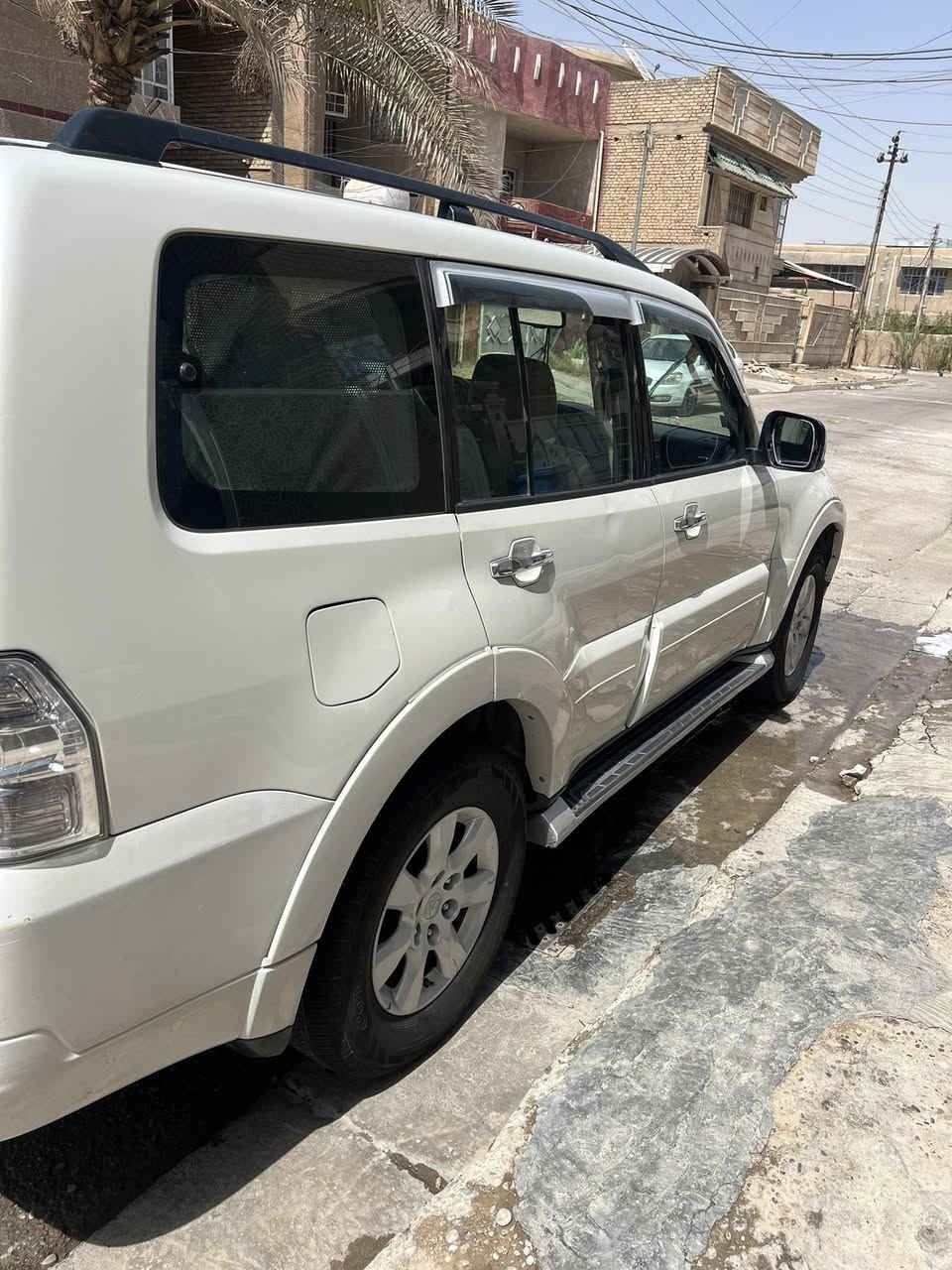 السلام عليكم باجيرو حبتور 2010 بيها جاملغ امامي ايمن رش فقط وبيها الدعاميات مصبوغات مكينة مفتوحه كازكيت فقط مكفولة من التنقيص و التبخير تبريد ثلج بسمي شرط التحويل السعر 142 وبيها مجال 

***********
