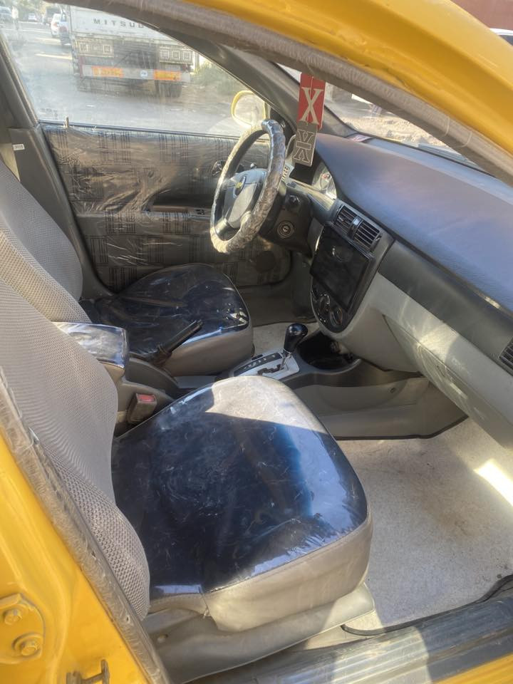 السلام عليكم أوبترا شركه العامه ٢٠١١
سياره خير من الله تجي وشوف بعينك تريد تحويل تريد وكاله 
حادثها مبدل باب سايق 

السعر ٦٢ ورقه وبيها مجال للشراي 
مكاني بغداد حي اور 
***********
